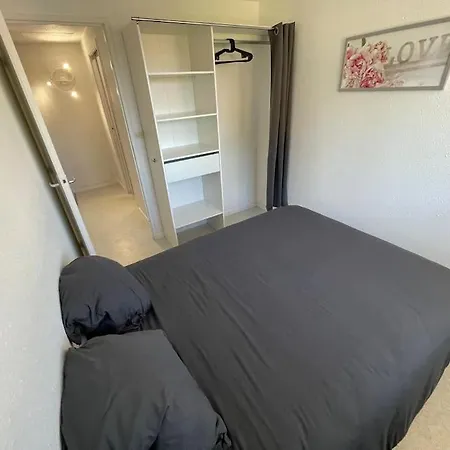 La Paree, Piscine, Proche Et Centre Feriehus *