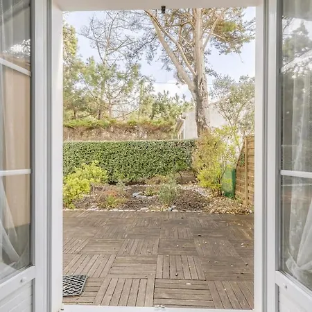 La Paree, Piscine, Proche Et Centre Feriehus